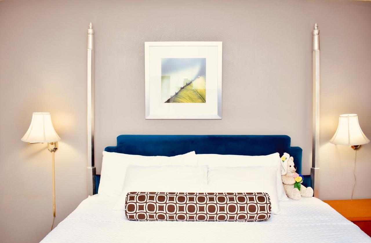 Twi-Lite Inn フロント・ロイヤル エクステリア 写真