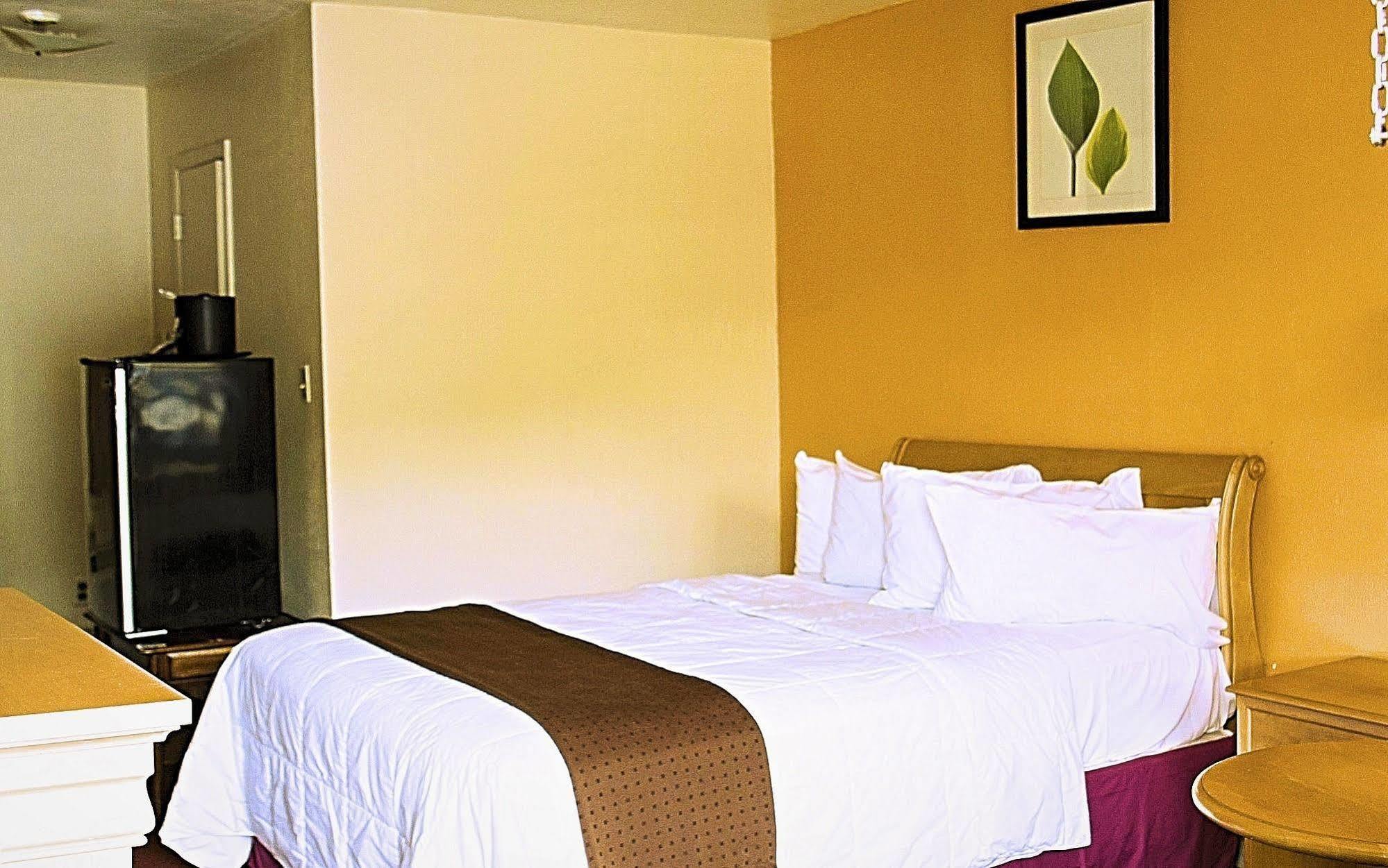 Twi-Lite Inn フロント・ロイヤル エクステリア 写真