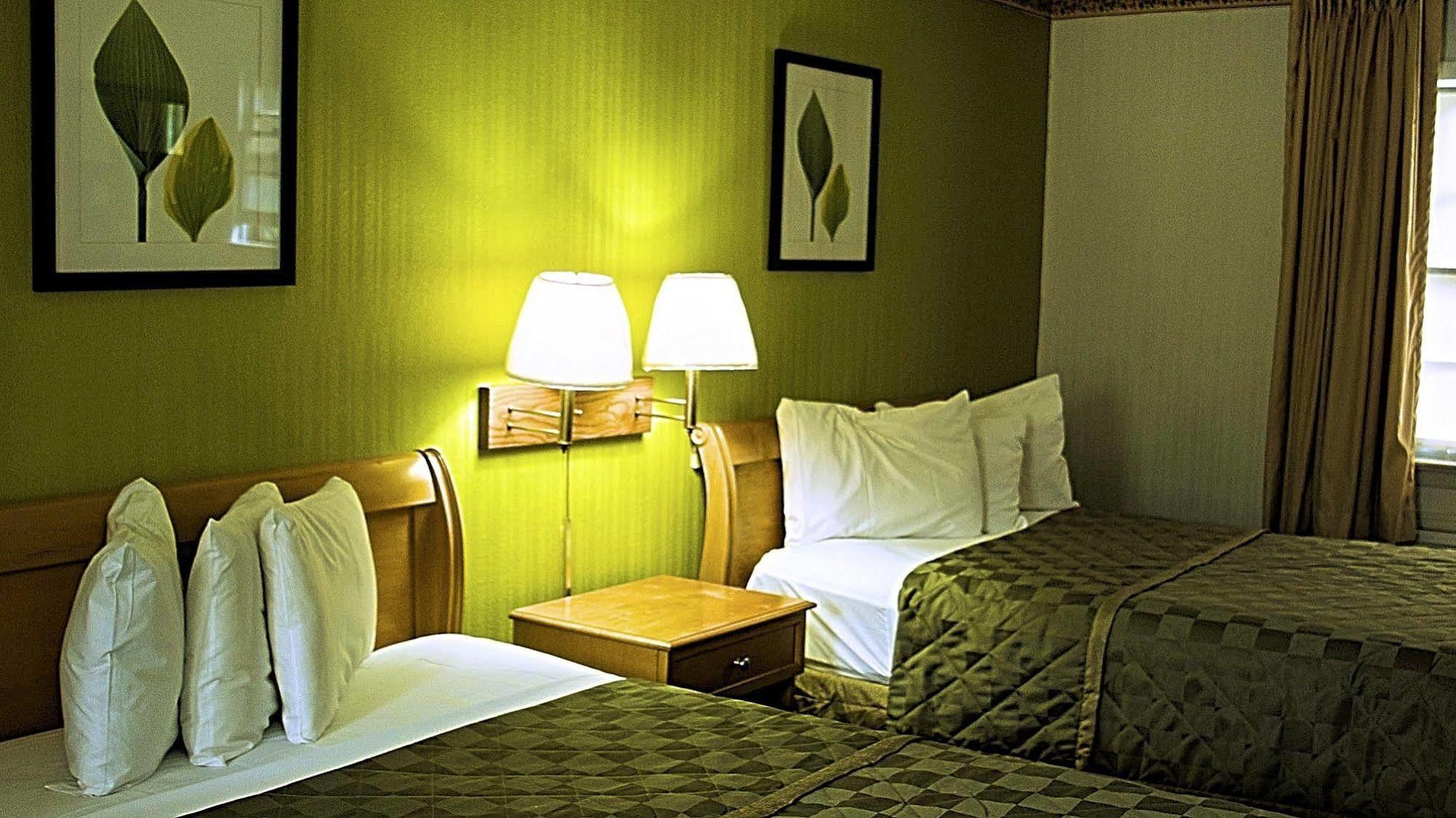 Twi-Lite Inn フロント・ロイヤル エクステリア 写真